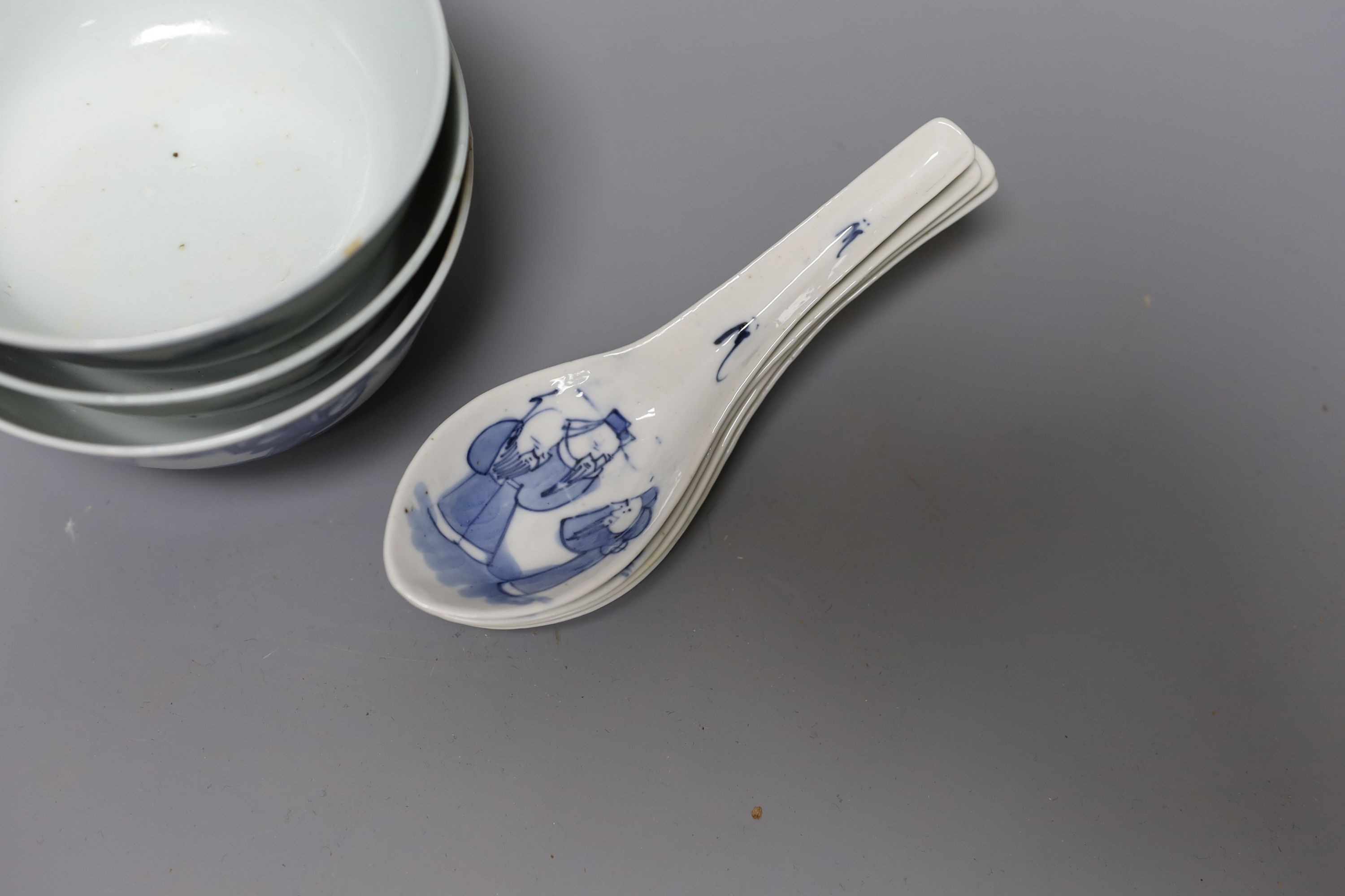 Chinese blue and white bowls etc